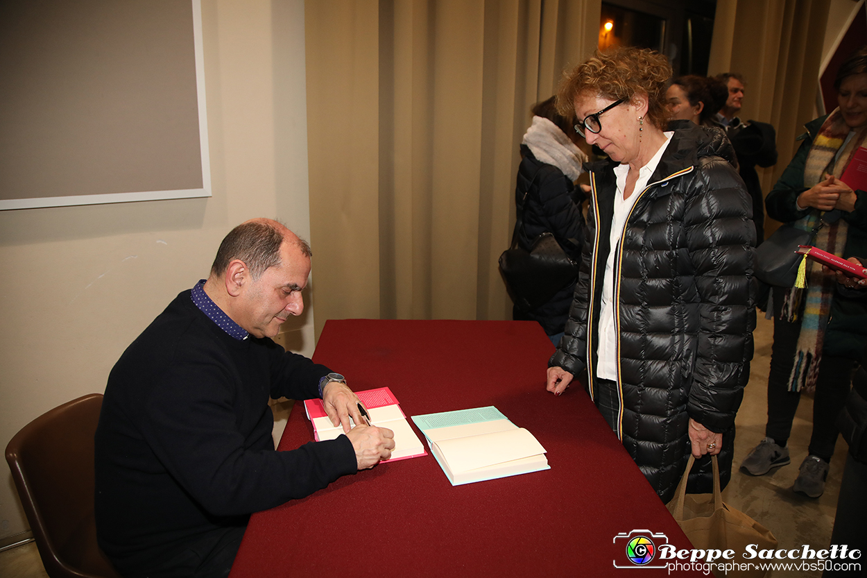 VBS_9210 - Presentazione libro 'Allenare alla vita' di Alberto Pellai.jpg